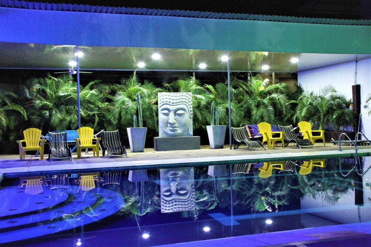 הונדה Hotel Boutique Budapez מראה חיצוני תמונה