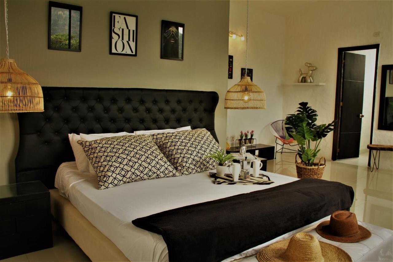 הונדה Hotel Boutique Budapez מראה חיצוני תמונה