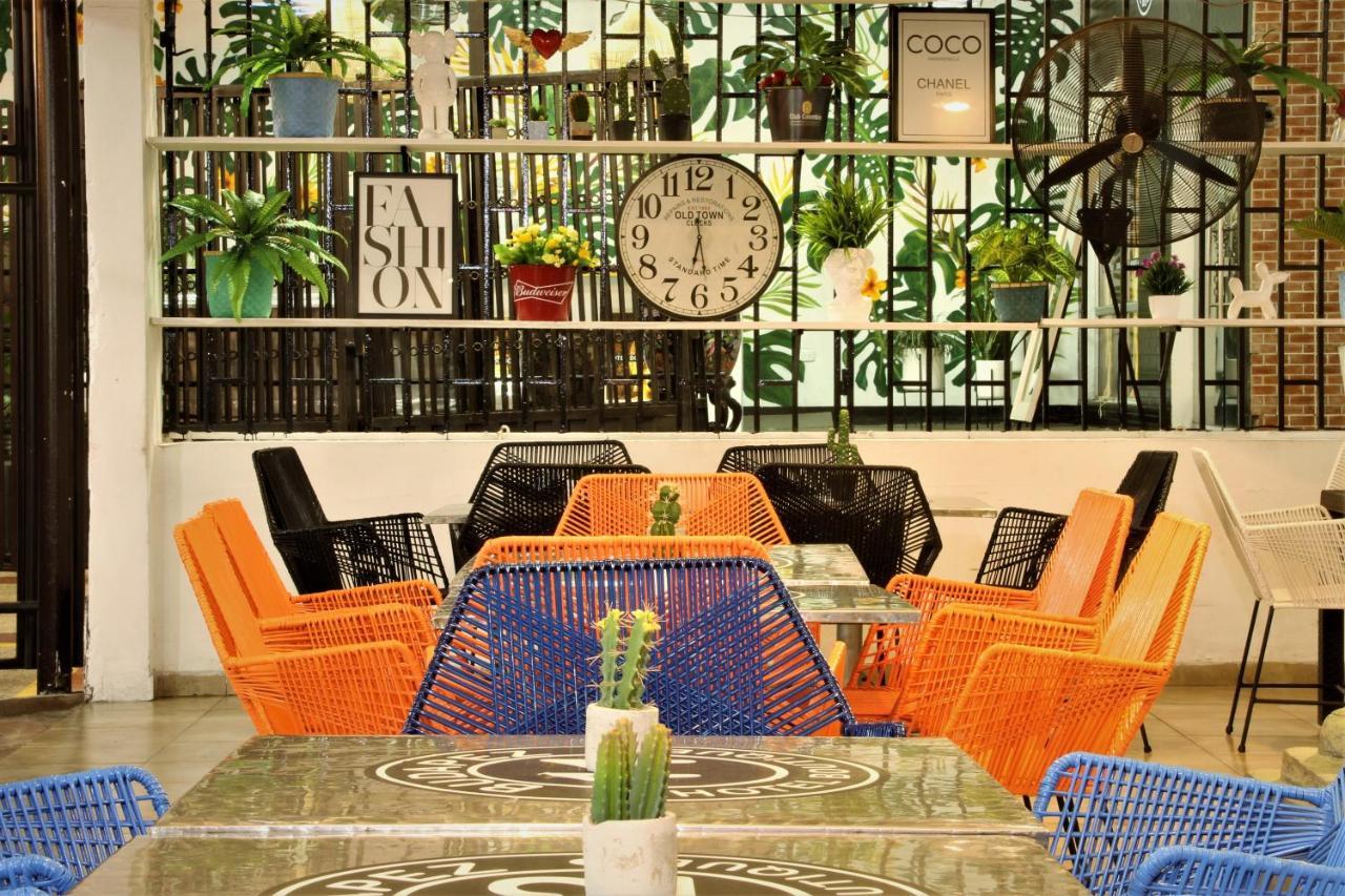 הונדה Hotel Boutique Budapez מראה חיצוני תמונה